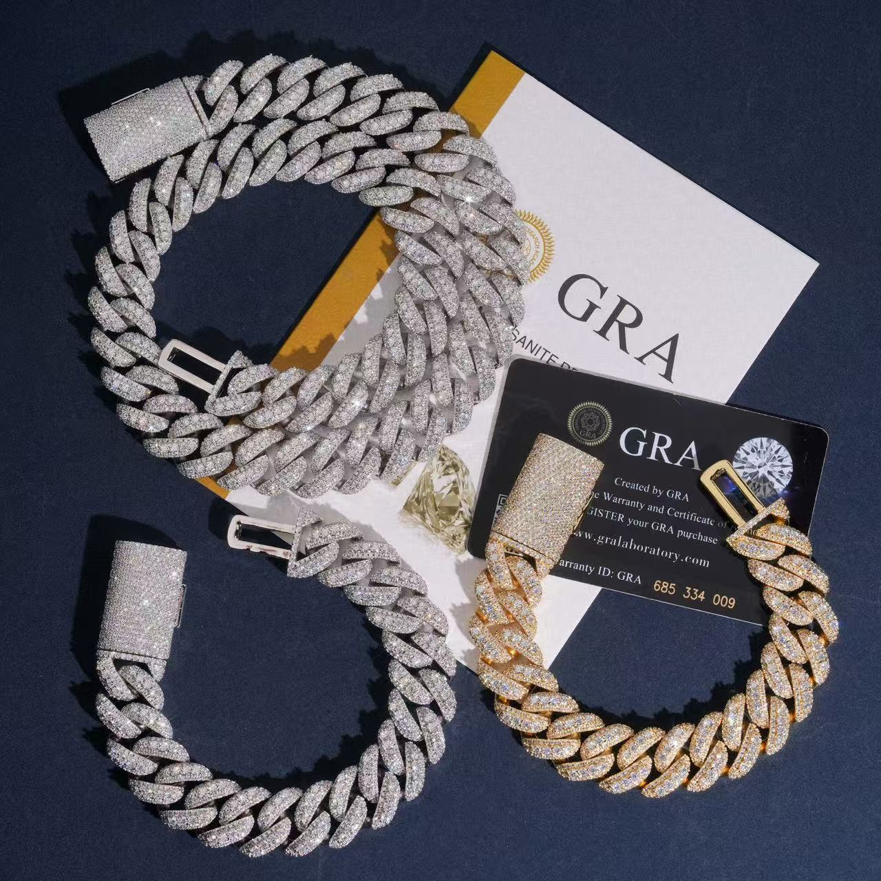 18mm Bubble Cuban Link Chain — VVS Moissanite, Hand-Set Pavé
